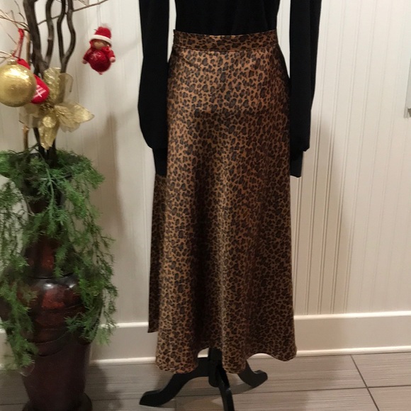SIZE 0,2,4 LEOPARD SLIP MIDI SKIRT - Picture 3 of 16